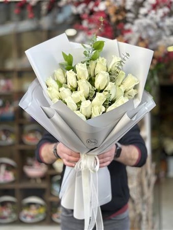 25 Beyaz Gül Tasarım Buket