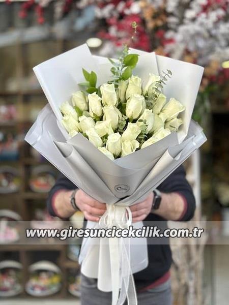 25 Beyaz Gül Tasarım Buket