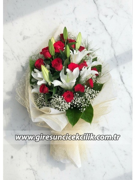 Kırmızıgül ve Lilyum Zarafet Buketi