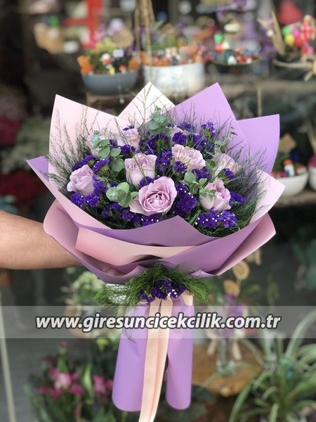 Lila Mor Bahar Buketi