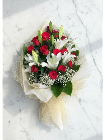 Kırmızıgül ve Lilyum Zarafet Buketi